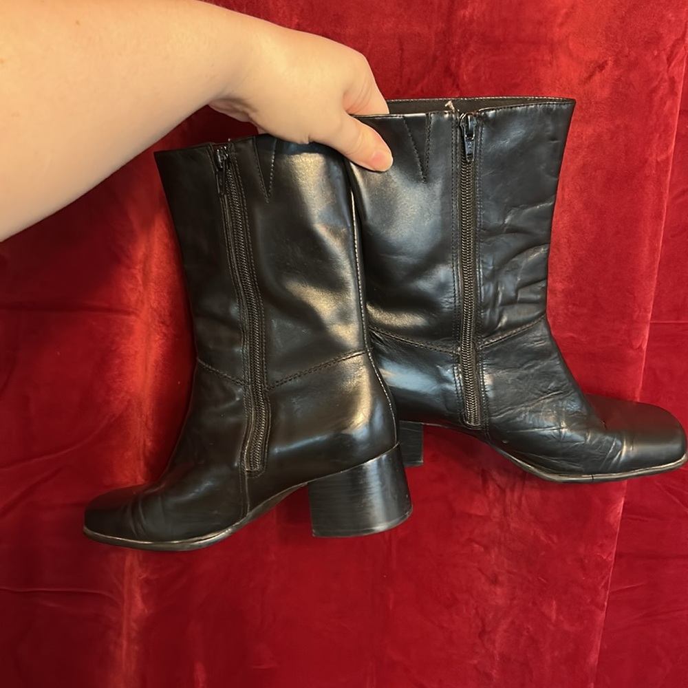 Vintage Easy Spirit Black Heel Boots Square Toe 8 2A Narrow *READ AND SEE PICS* - Picture 2 of 4